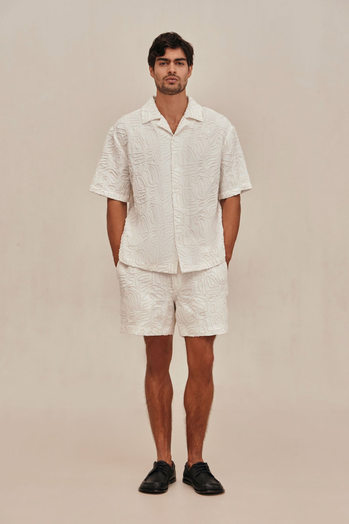 LUCIO SHORT - OFF WHITE MULTI