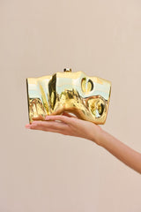 SCRUNCH CLUTCH - SHINY GOLD