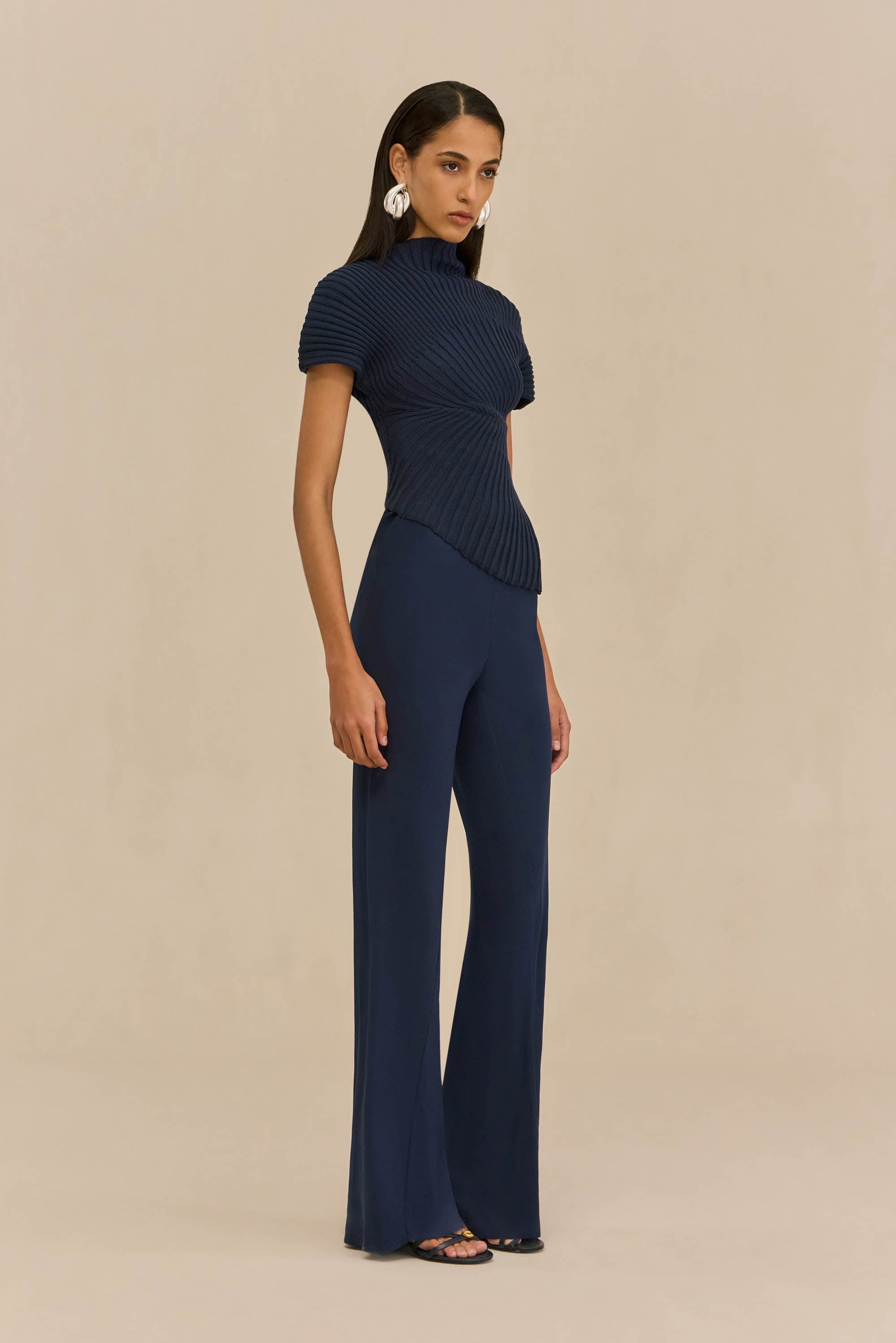 ANNEMIE KNIT TOP - DEEP LAKE