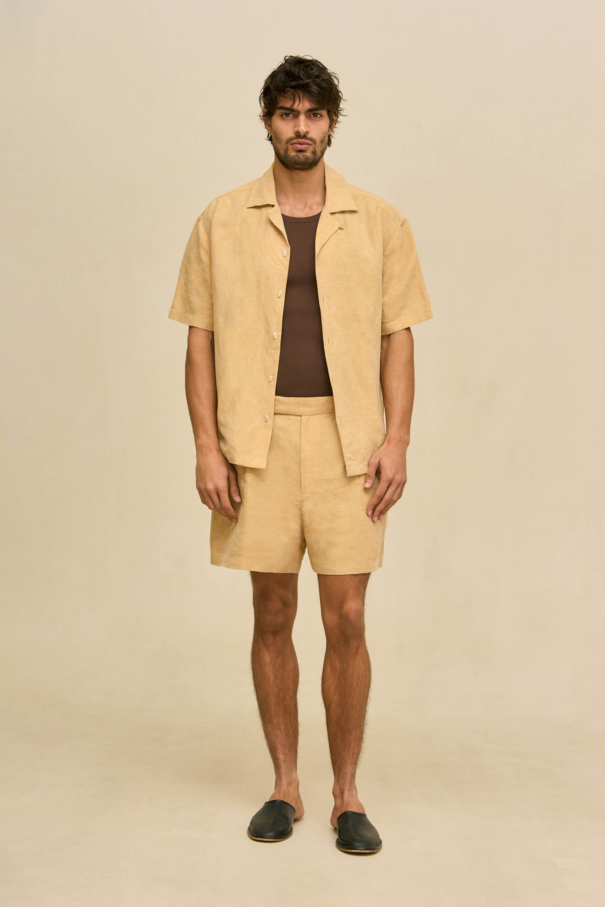 NICKLAUS SHORT - ALMOND