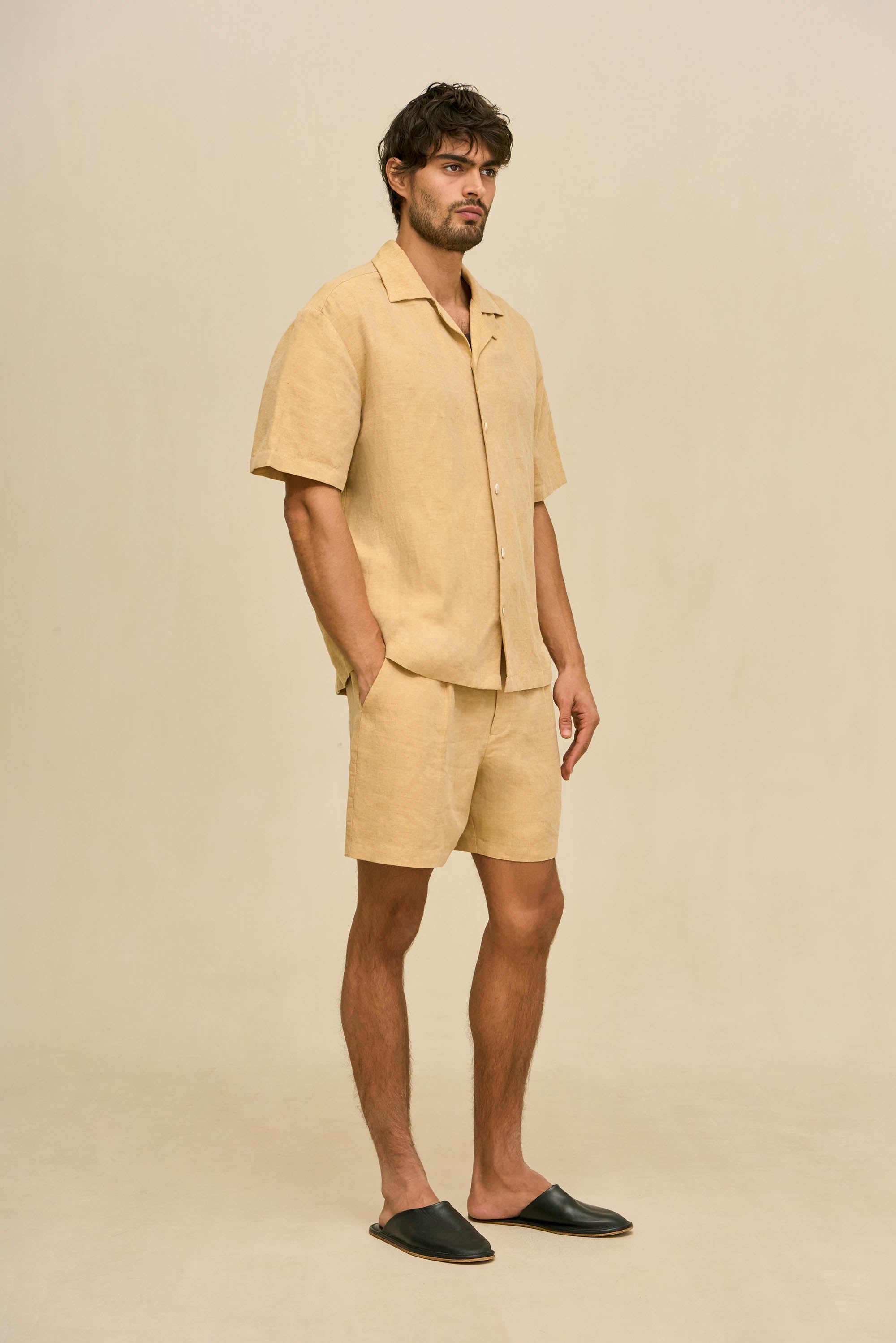 NICKLAUS SHORT - ALMOND